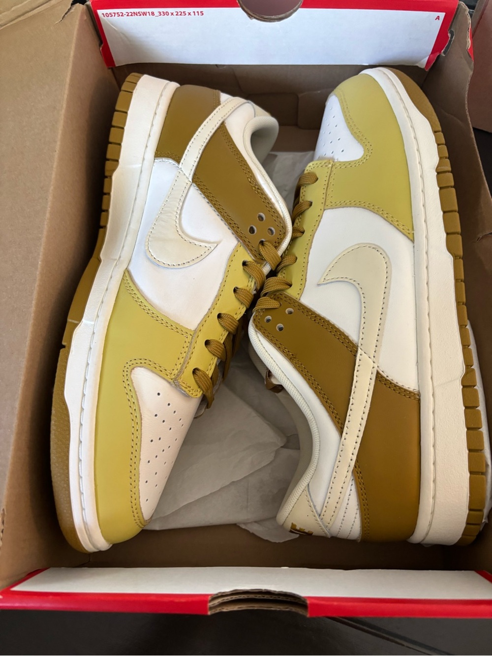 Nike Low-Top Sneakers in Olive Green and White